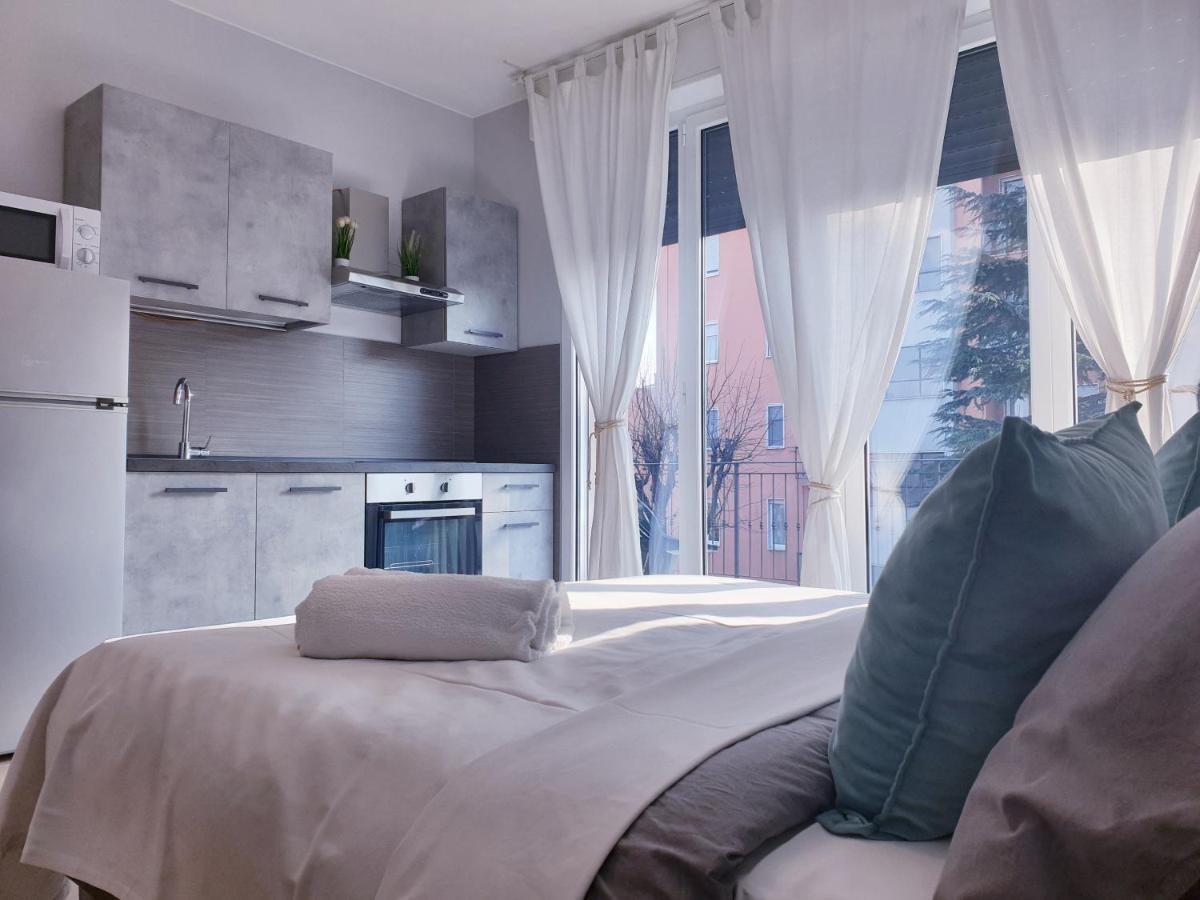 Michelangelo Apartments Кормано Екстер'єр фото